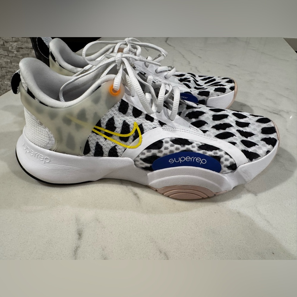 Nike SuperRep White and Black Patterned Sneakers